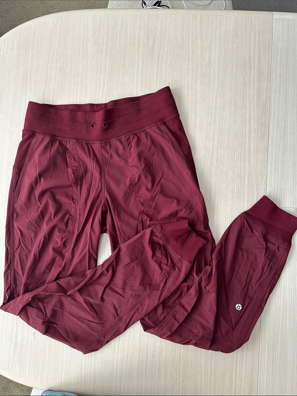 Lululemon Dance Studio Jogger sz 6